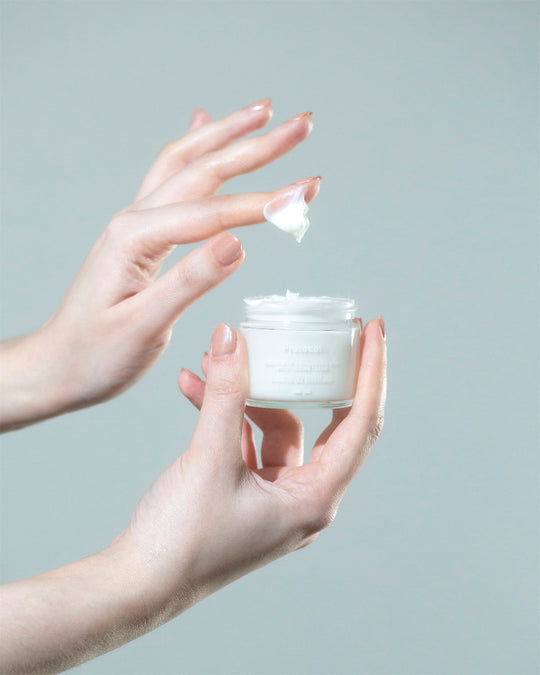 Hyaluronic Acid &amp; Niacinamide Renewing Cream